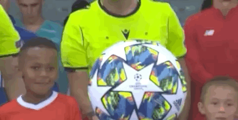 堂安律：战胜巴西后有一种不同的压力，对阵加纳都拼尽了全力