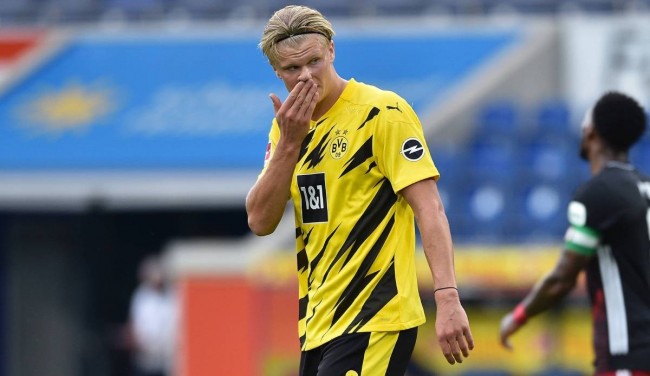 吉尔摩社媒晒照：手术成功，康复之路开始