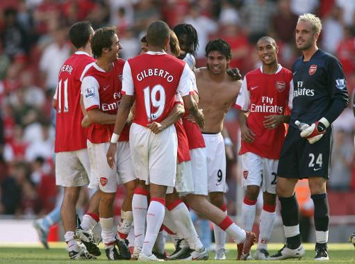 船记：快船坚定地支持哈登和伦纳德，劳资协议变了才放走乔治