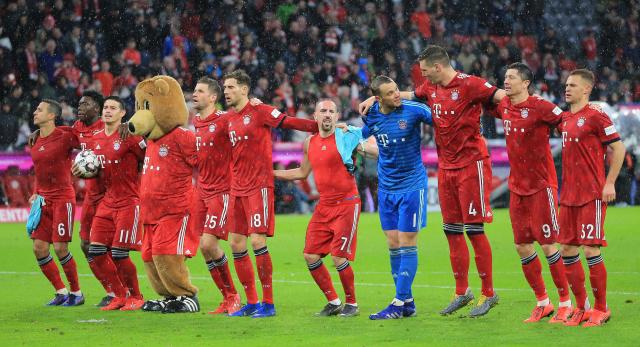 浓眉：弗拉格在琢磨如何在高压下打好球，把球稳稳传给队友